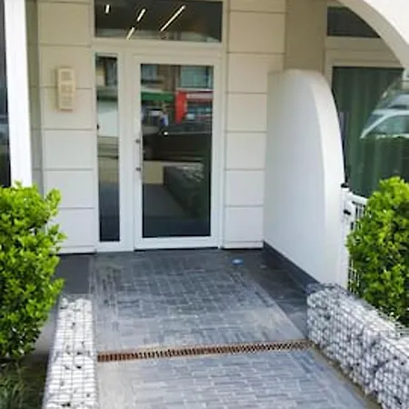 Modern In With Balcony 107 Sqm Tv Appartamento *