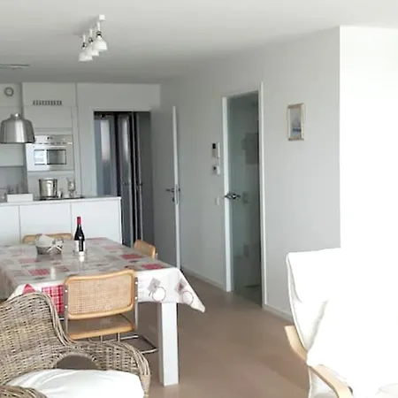 Appartamento Modern In With Balcony 107 Sqm Tv